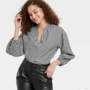 A NEW DAY Popover Top in Black & White Gingham